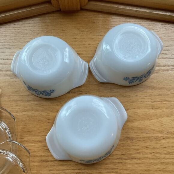 Three Vintage Fire King Blue Cornflower Mini Casserole Covered Dish 6 Oz - Picture 7 of 8